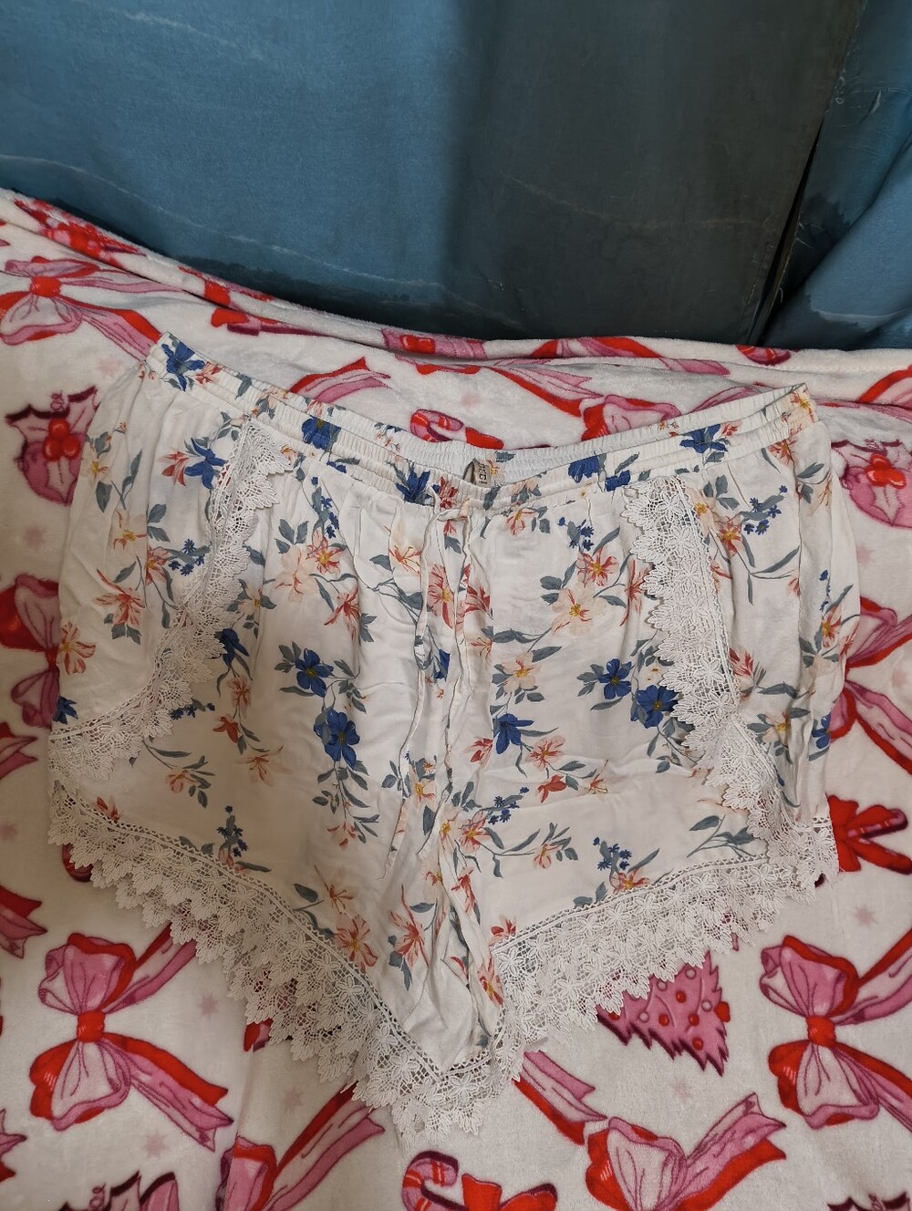Divided Plus Size Floral Crochet Shorts